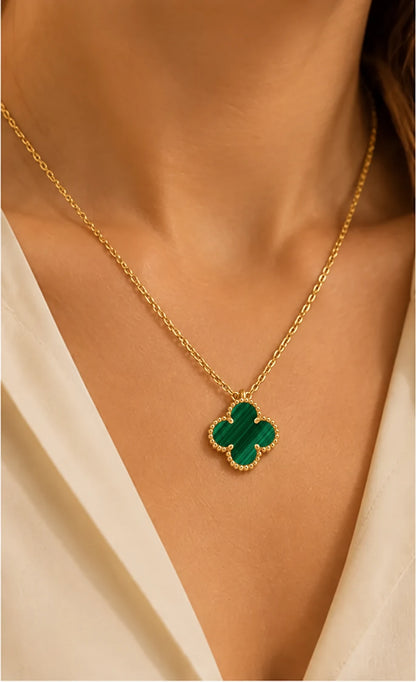 Coffret  N°3 Collier, Bracelet Boucles d'oreille Doré/ vert émeraude